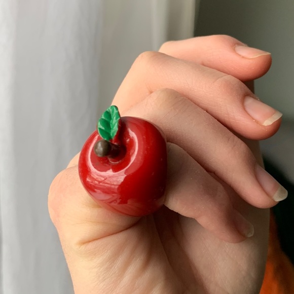 Jewelry - 🎁 sweet little Apple ring 🎁